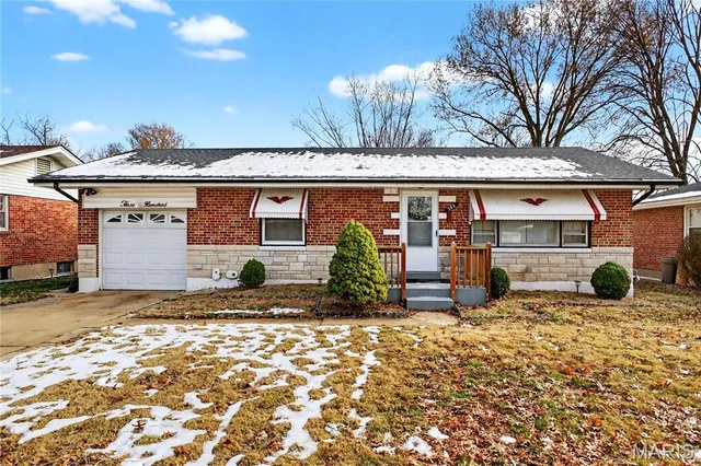 $99,900 | 300 Royce Drive, St. Louis, MO 63135