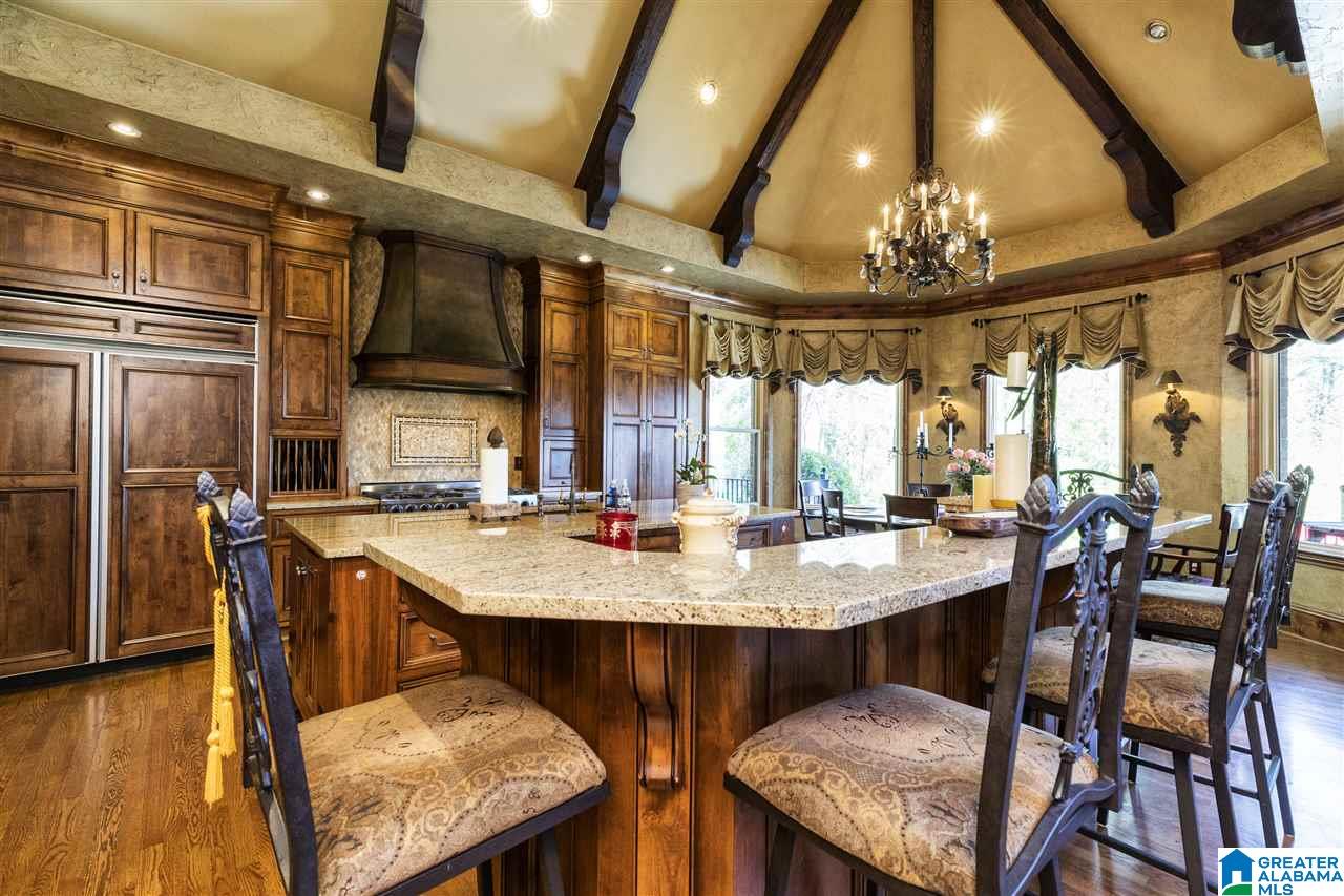 2621 Dolly Ridge Road Vestavia Hills, AL 35243 - Photo 15 of 50