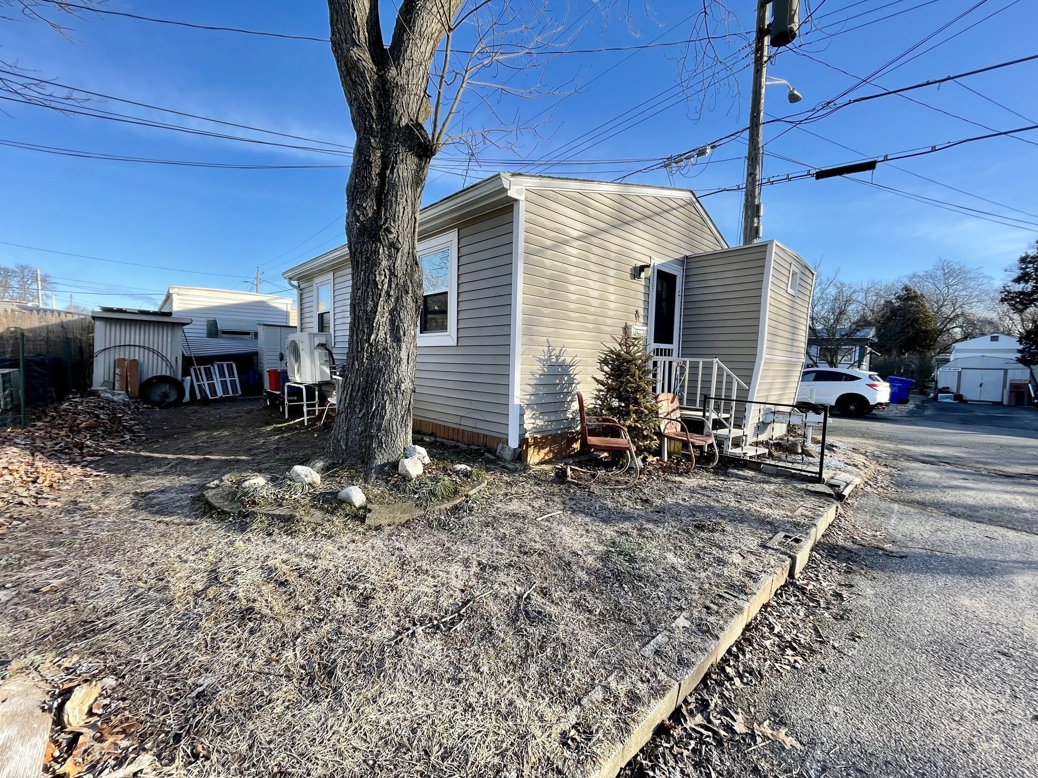 42 Mobile Home Way Springfield, MA 01119 - Photo 2 of 16 Gallery Image 2