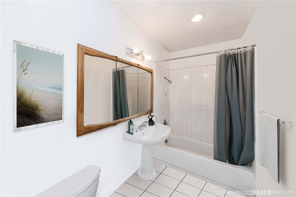 12292 Ranchero Avenue, Unit 4 Garden Grove, CA 92843 - Photo 11 of 28 VIRTUALLY STAGED