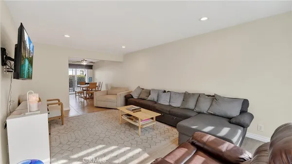 $575,000 | 1801 Greenleaf Street, Unit 4, Santa Ana, CA 92706