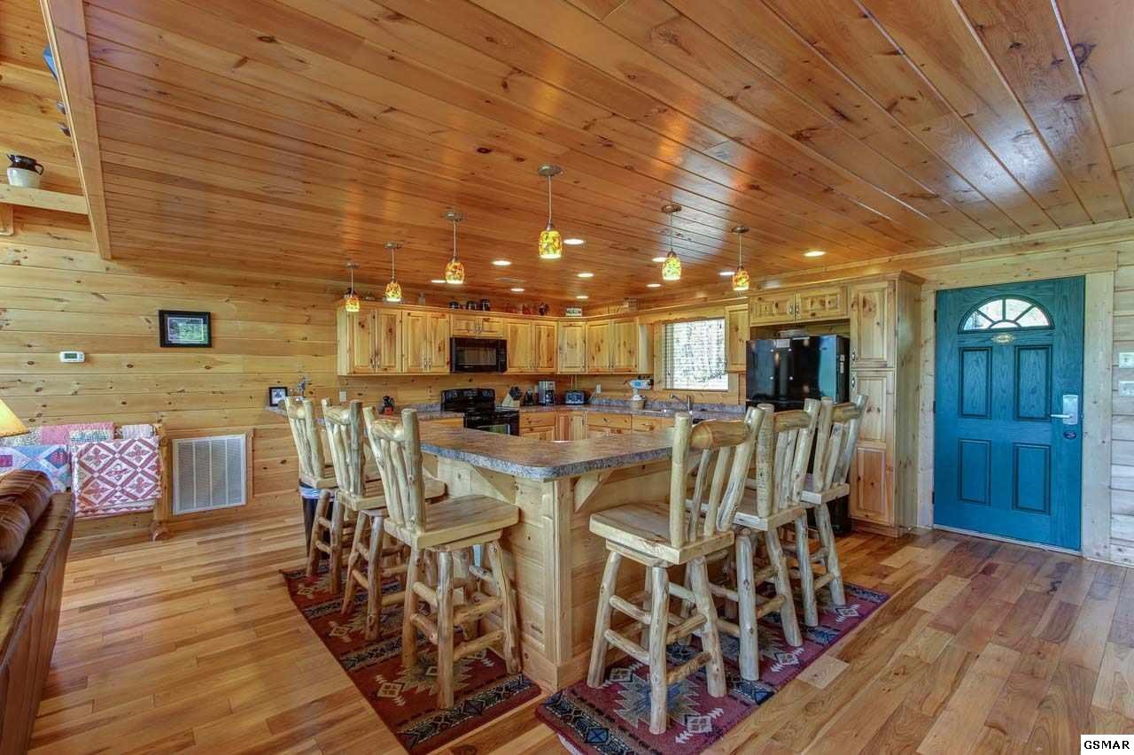 1010 Mathis Hollow Road, Unit CLOUDDANCER Gatlinburg, TN 37738 - Photo 10 of 36 Gallery Image 10