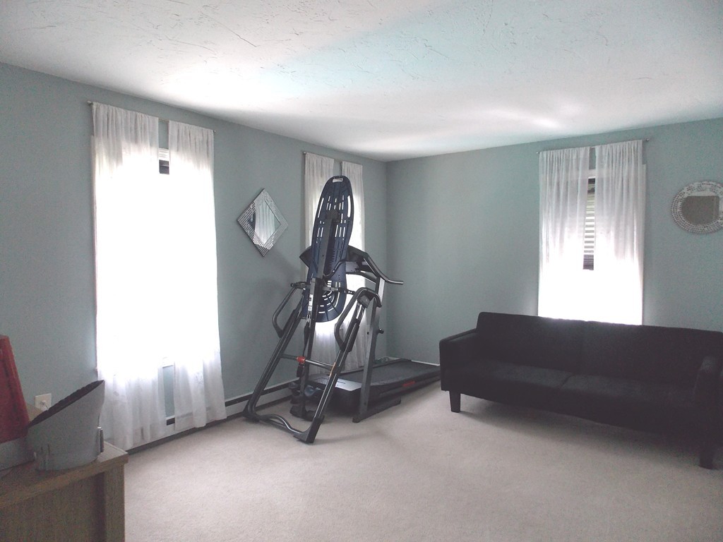 9 Philip Road Hudson, MA 01749 - Photo 14 of 20