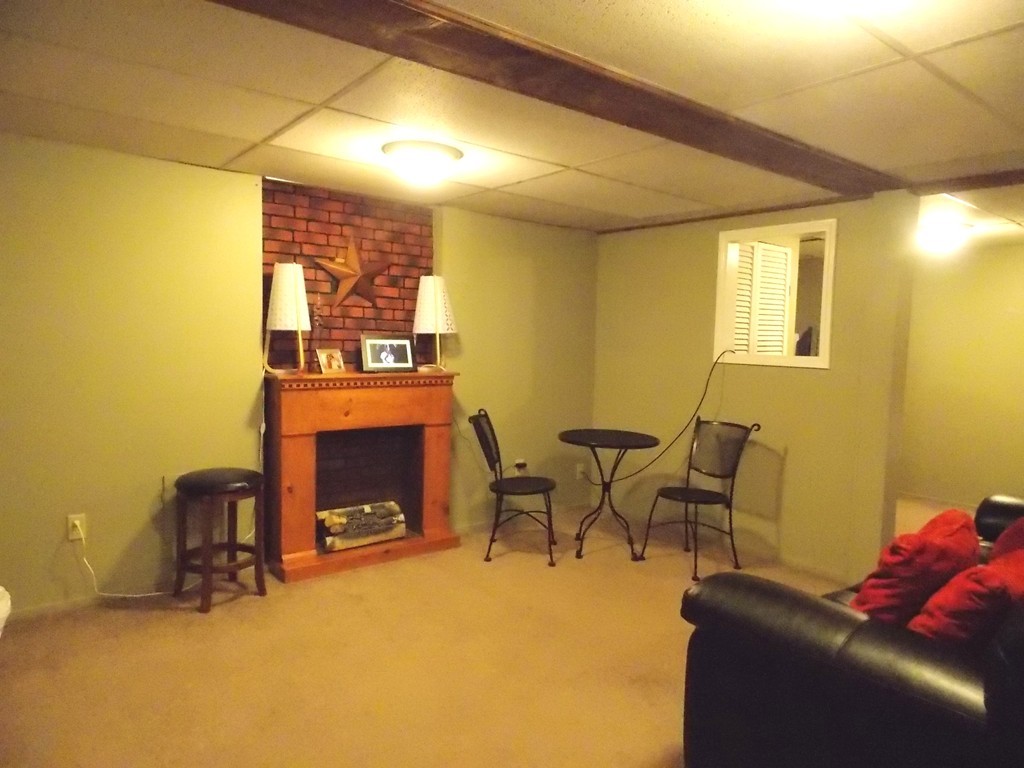 9 Philip Road Hudson, MA 01749 - Photo 16 of 20