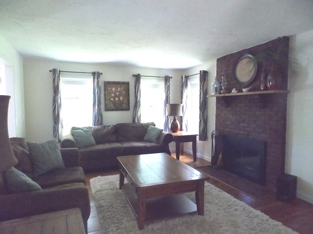 9 Philip Road Hudson, MA 01749 - Photo 9 of 20