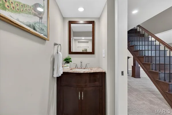 $799,900 | 1 Forest Glen Lane, Kirkwood, MO 63122