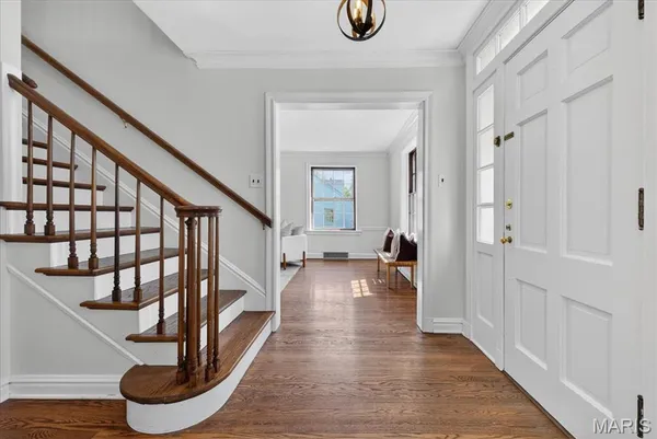$799,900 | 1 Forest Glen Lane, Kirkwood, MO 63122
