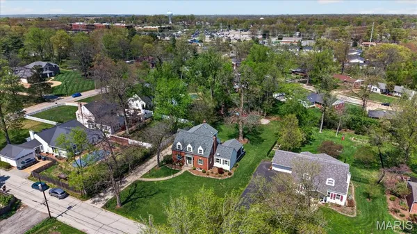 $799,900 | 1 Forest Glen Lane, Kirkwood, MO 63122