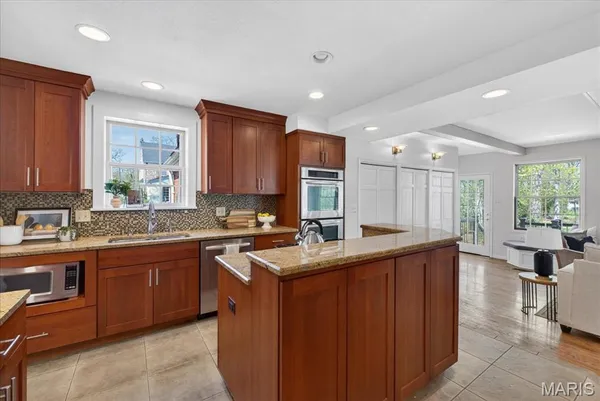 $799,900 | 1 Forest Glen Lane, Kirkwood, MO 63122