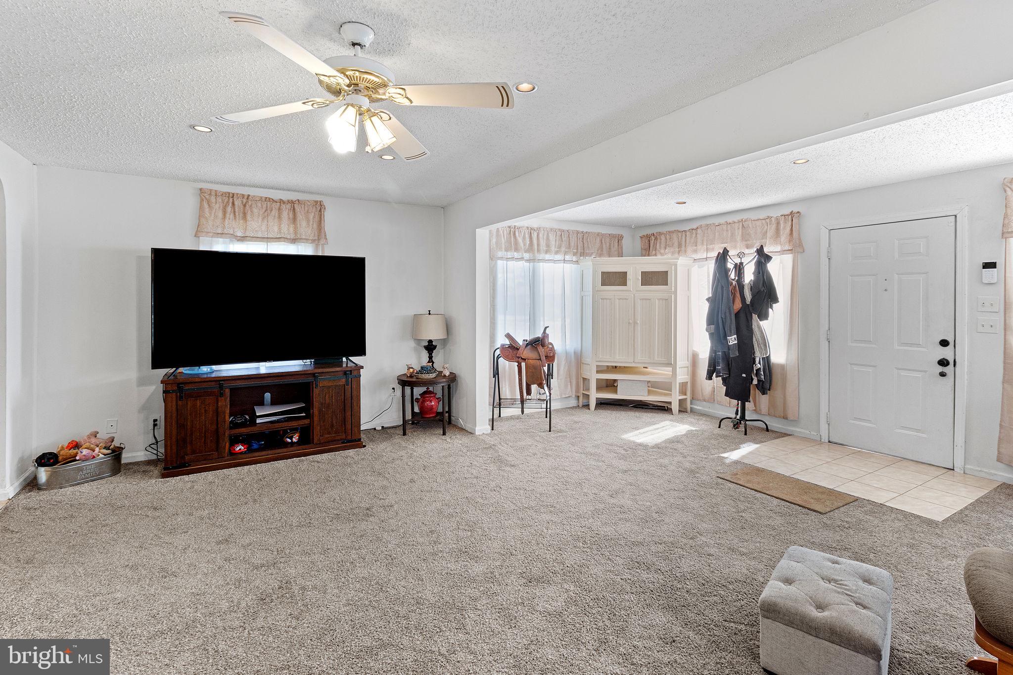 372 Wheat Road Vineland, NJ 08360 - Photo 5 of 21 Gallery Image 5