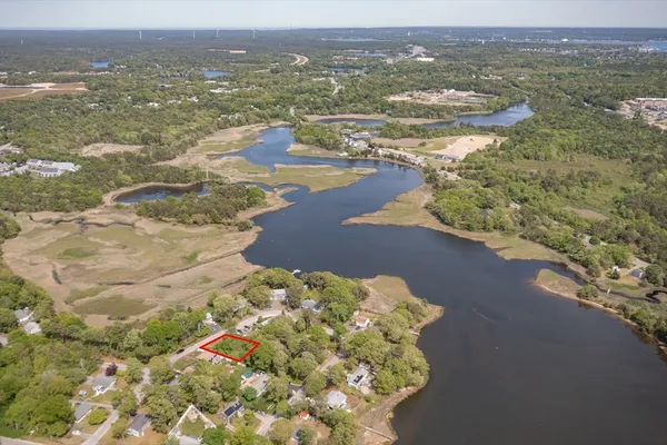 $150,000 | 4 Wren Terrace, Wareham, MA 02571