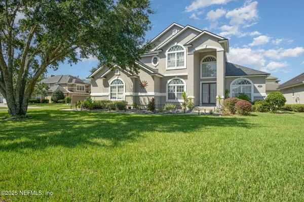 $800,000 | 4536 Ecton Lane East, Jacksonville, FL 32246