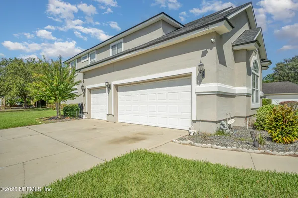 $800,000 | 4536 Ecton Lane East, Jacksonville, FL 32246