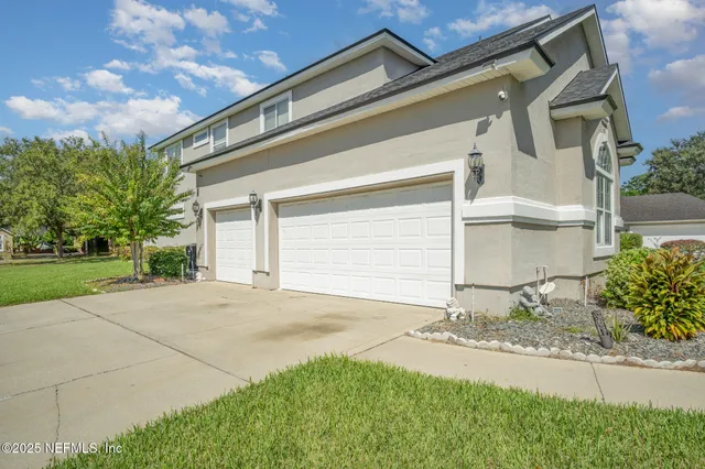 front view of house with a yard