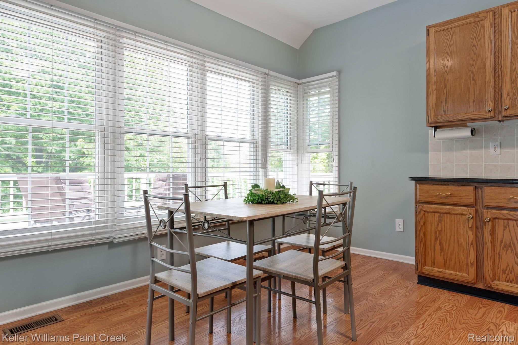 1704 Devonwood Drive Rochester, MI 48306 - Photo 13 of 38