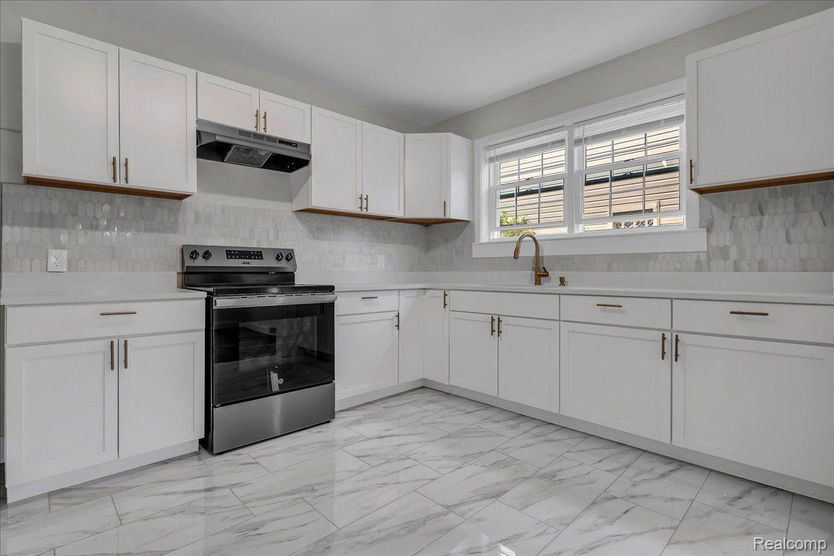 16585 Sunderland Road Detroit, MI 48219 - Photo 10 of 42 Gallery Image 10
