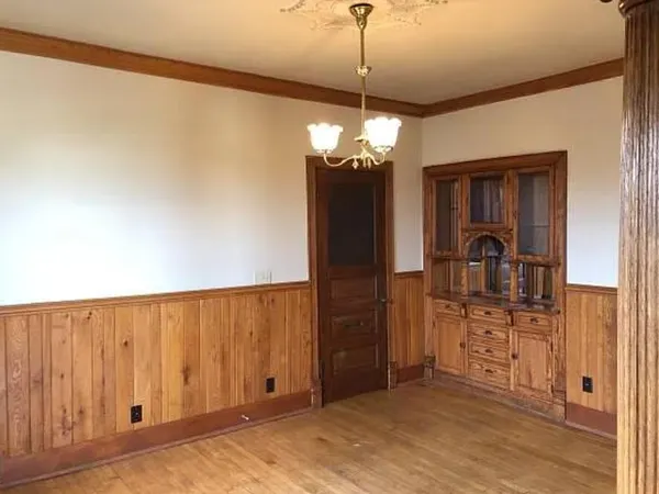 $1,900 | 526 West National Avenue, Unit 301, Milwaukee, WI 53204