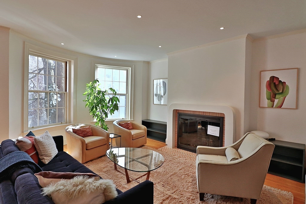 141 Beaconsfield Road, Unit 3 Brookline, MA 02445 - Photo 2 of 33