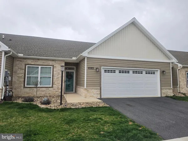 $318,000 | 120 Cardinal Drive, Shippensburg, PA 17257