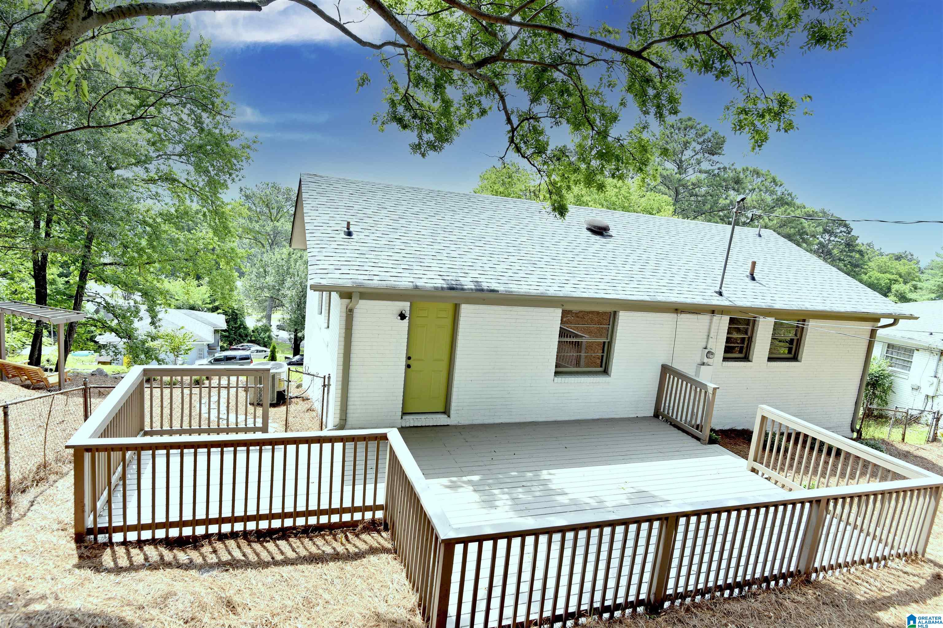 5244 Duke Avenue Birmingham, AL 35210 - Photo 5 of 36