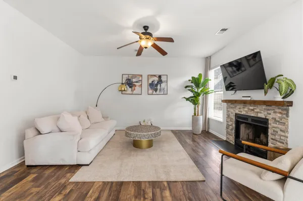 $689,000 | 1716 Alan Brooke Drive, Mount Pleasant, SC 29466