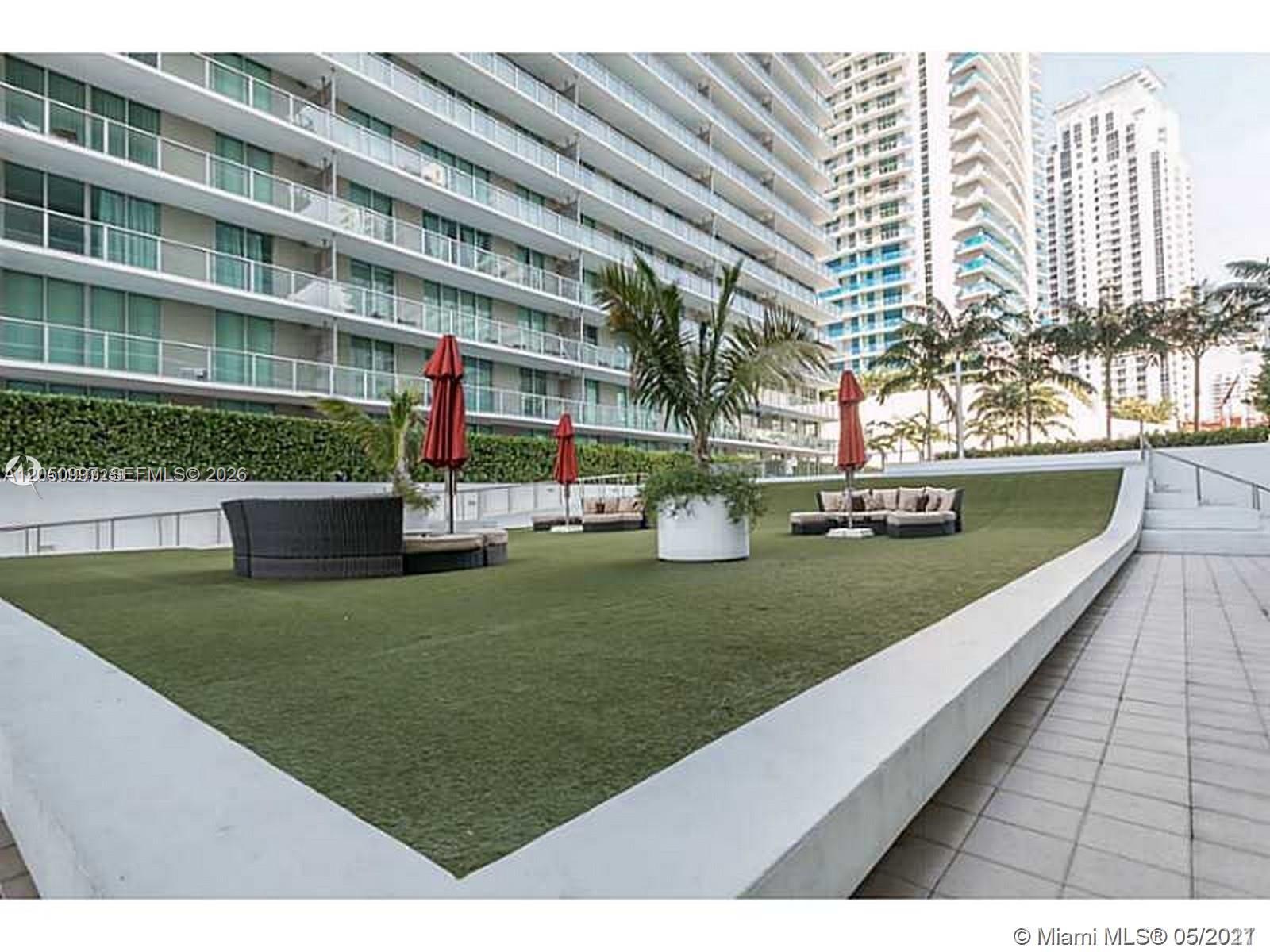 79 Southwest 12th Street, Unit 1510S Miami, FL 33130 - Photo 53 of 56