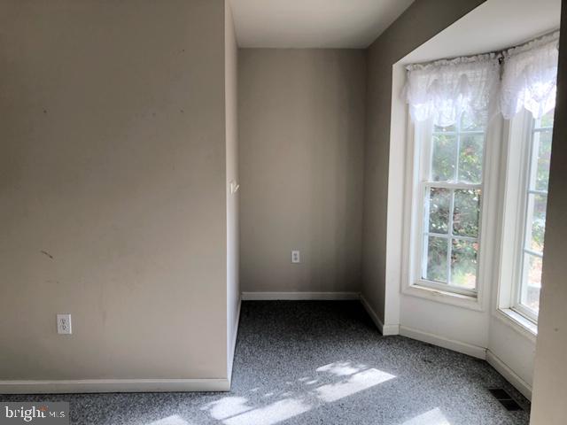 7325 Peppermill Road King George, VA 22485 - Photo 8 of 16 Den on the main level with bay window.