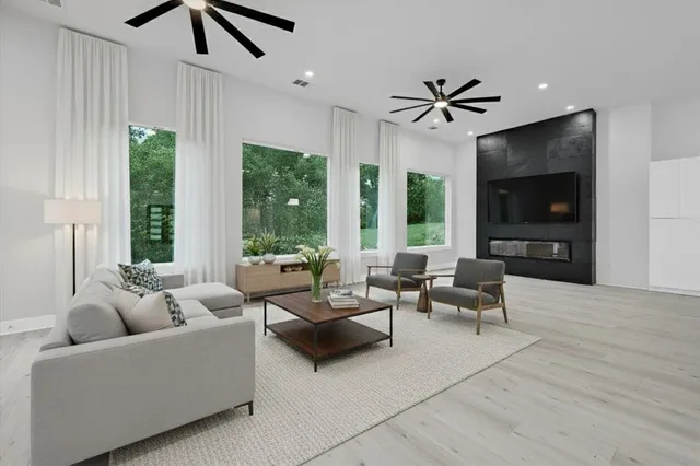 $850,000 | 320 Bentwood Drive, Pottsboro, TX 75076