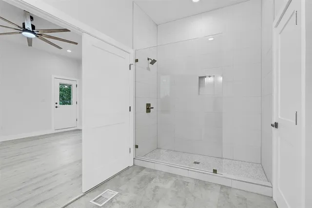 $850,000 | 320 Bentwood Drive, Pottsboro, TX 75076