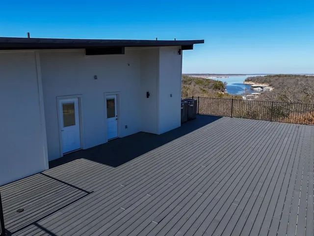 $850,000 | 320 Bentwood Drive, Pottsboro, TX 75076