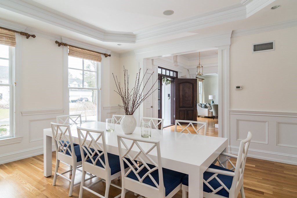 68 Woodcliff Road Wellesley, MA 02481 - Photo 12 of 30