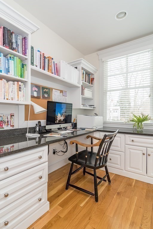 68 Woodcliff Road Wellesley, MA 02481 - Photo 15 of 30