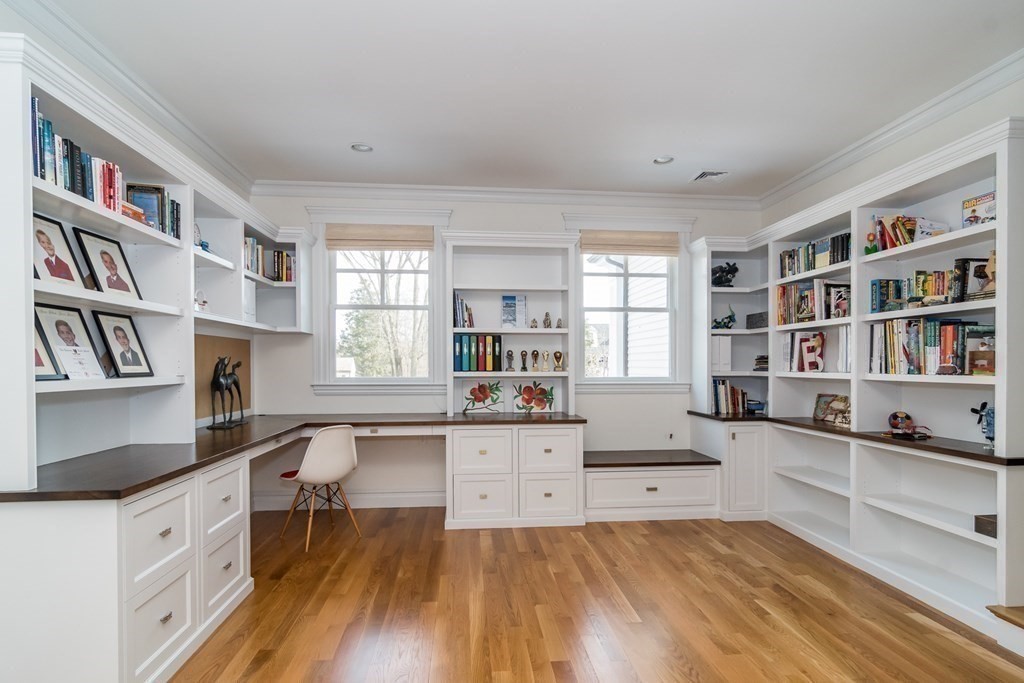 68 Woodcliff Road Wellesley, MA 02481 - Photo 21 of 30