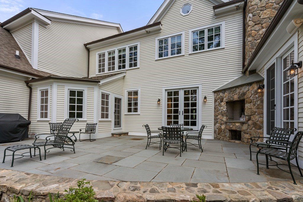 68 Woodcliff Road Wellesley, MA 02481 - Photo 29 of 30