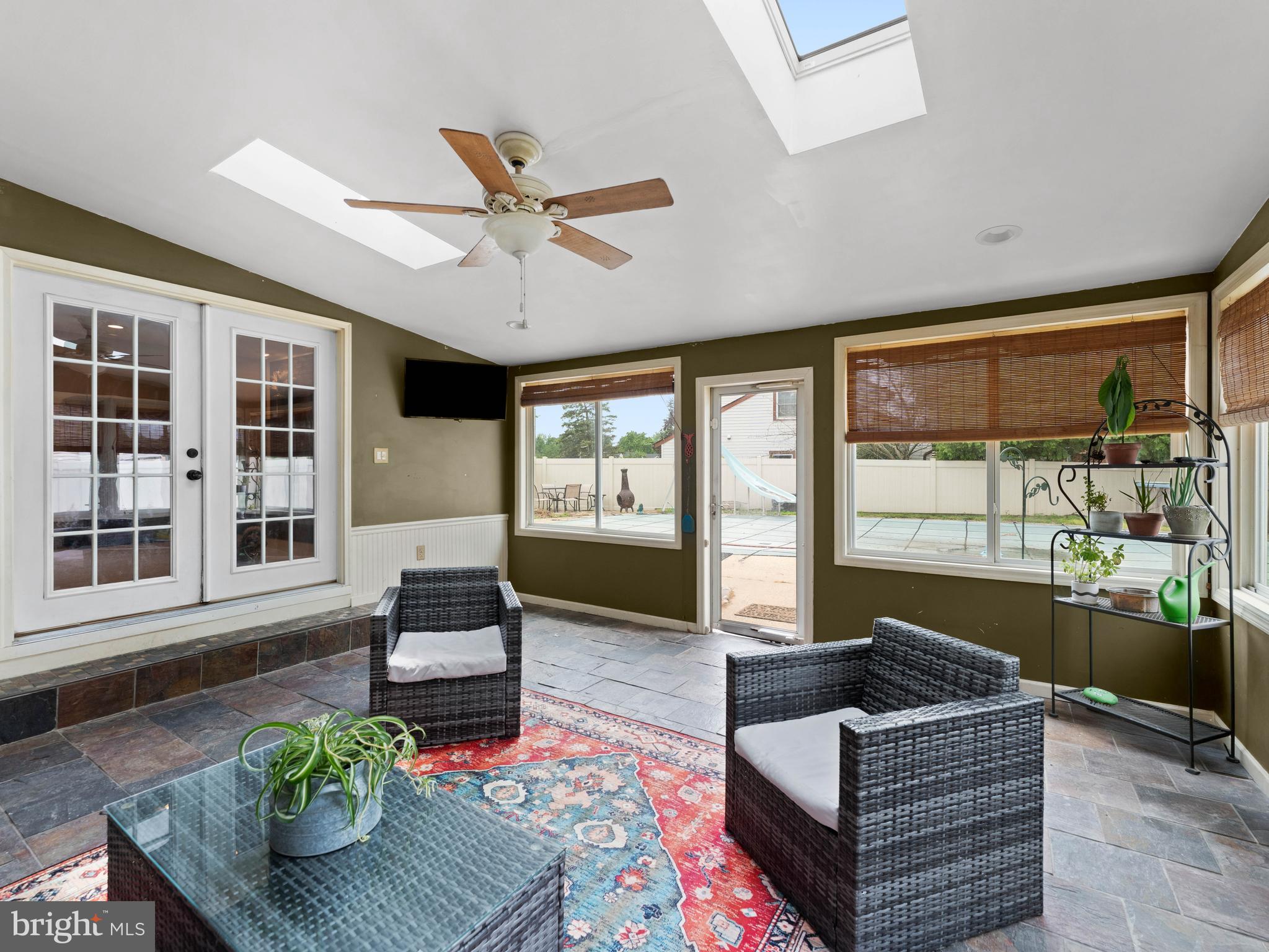 2505 Yellowstone Road Cinnaminson, NJ 08077 - Photo 29 of 40 a living room with furniture and a large window
