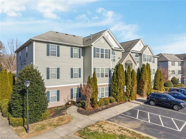 $185,000 | 4702 Pennoak Lane, Greensboro, NC 27407