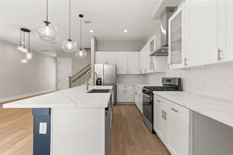 $694,800 | 5925-5927 Wheatley Street, Houston, TX 77091