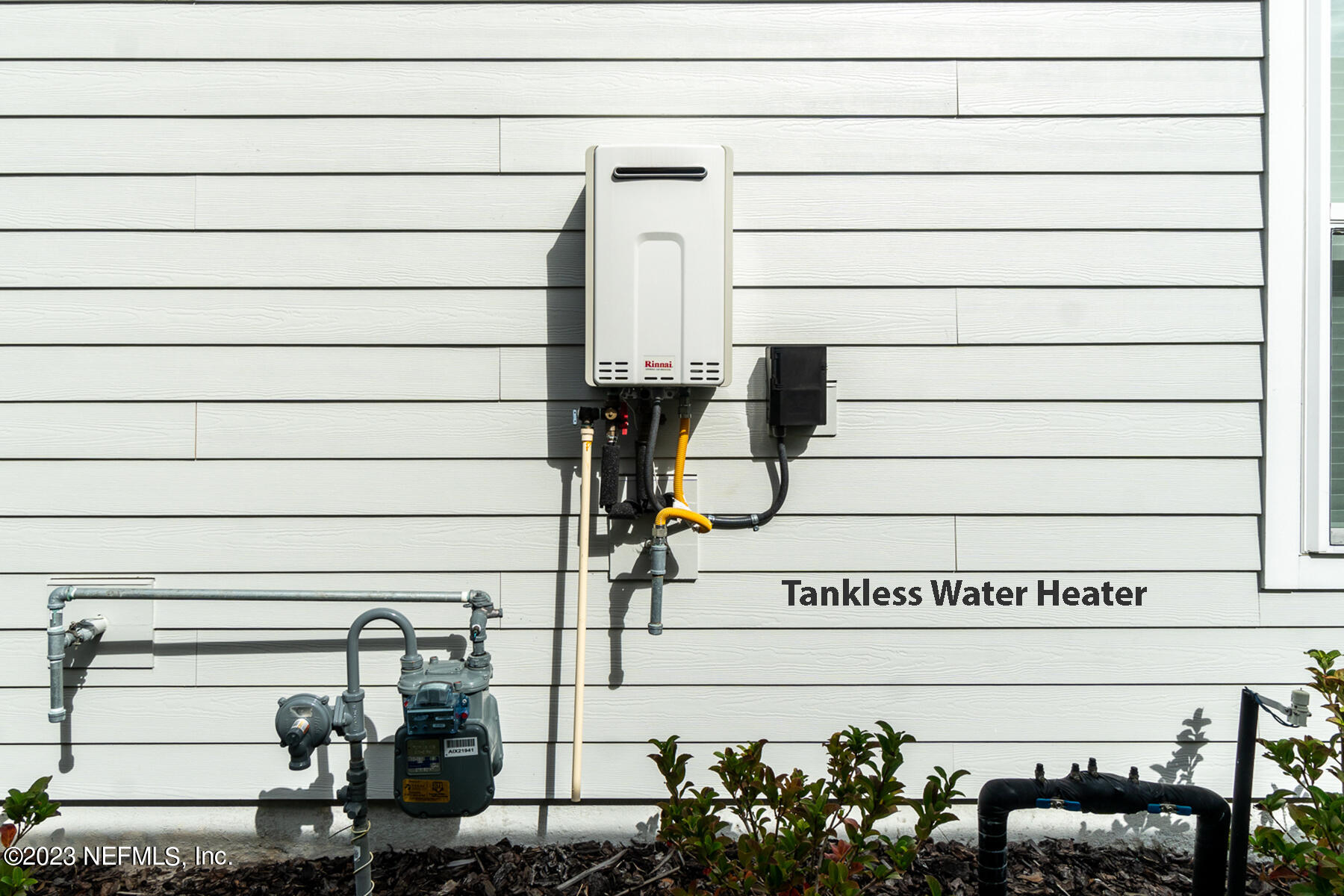 1113 Rustic Ml Drive St. Augustine, FL 32092 - Photo 32 of 62 a view of a wooden house with a bench