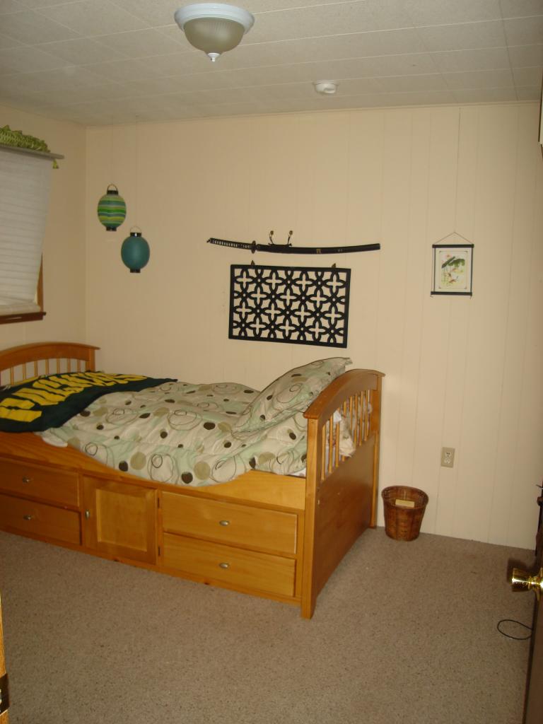 410 Willowlawn Road Yakima, WA 98908 - Photo 14 of 23 Bedroom 3