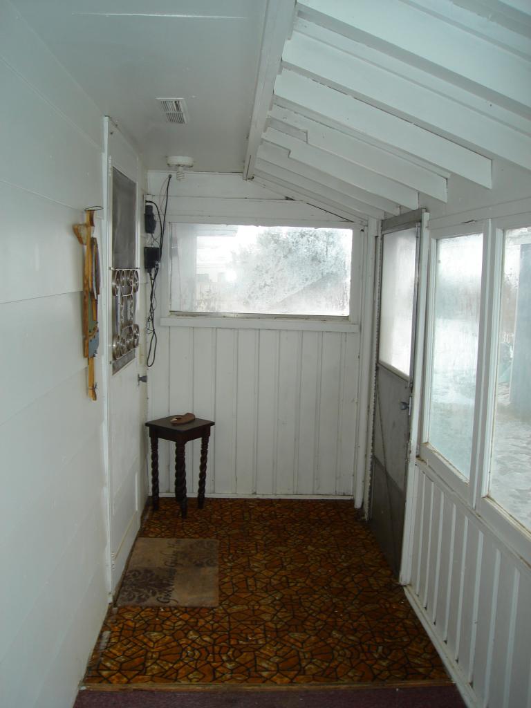 410 Willowlawn Road Yakima, WA 98908 - Photo 22 of 23 Covered porch