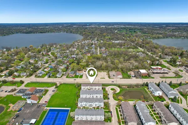 $235,000 | 626 Triumph Court, Hainesville, IL 60073