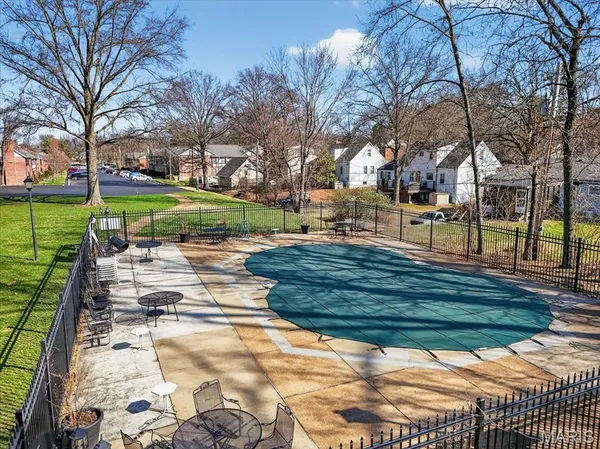 $1,650 | 1040 Pinegate Drive, St. Louis, MO 63122