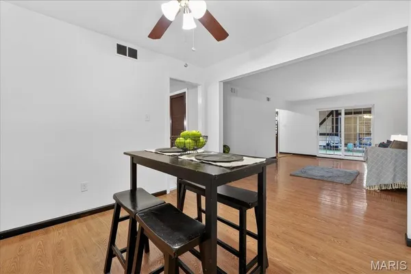 $1,500 | 1040 Pinegate Drive, St. Louis, MO 63122