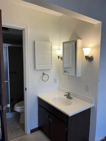 $1,500 | 1040 Pinegate Drive, St. Louis, MO 63122