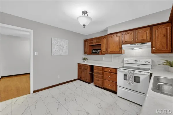 $1,500 | 1040 Pinegate Drive, St. Louis, MO 63122