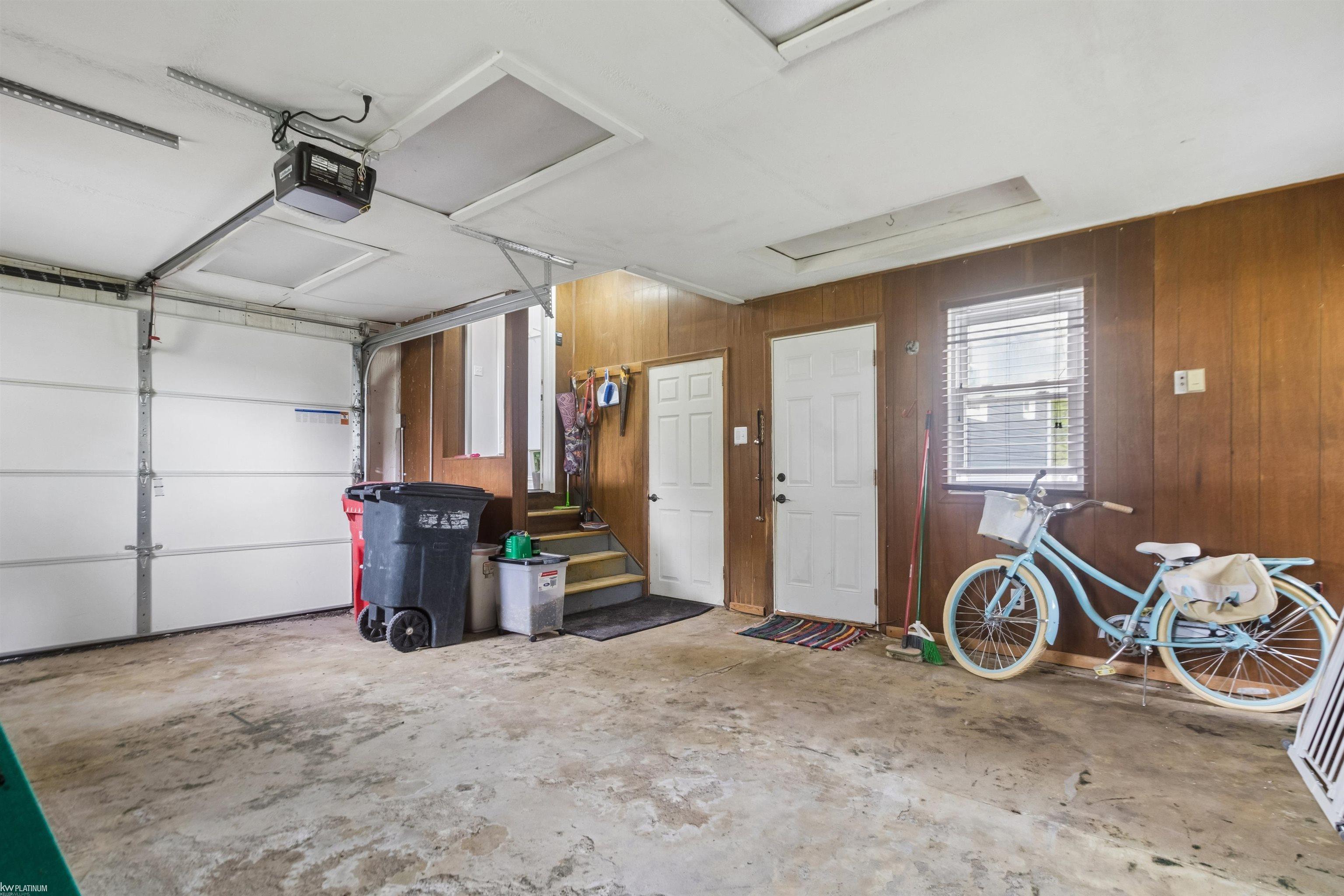 53990 Chesterfield Road New Baltimore, MI 48051 - Photo 17 of 20