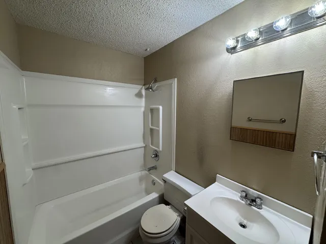 $1,100 | 5511 44th Street, Lubbock, TX 79414