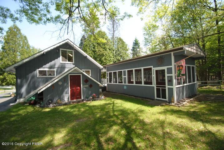 90 Highridge Road Albrightsville, PA 18210 - Photo 23 of 30 a view of a house with a yard and wooden fence