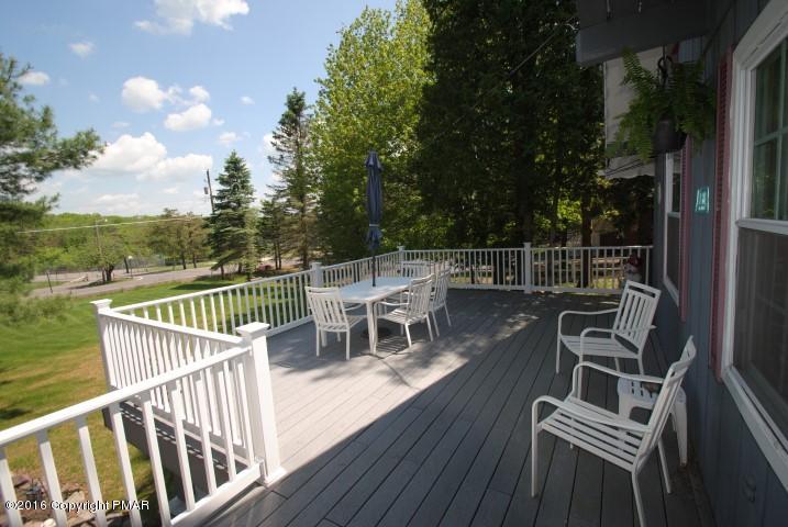 90 Highridge Road Albrightsville, PA 18210 - Photo 25 of 30 a view of a chairs and table on the wooden floor