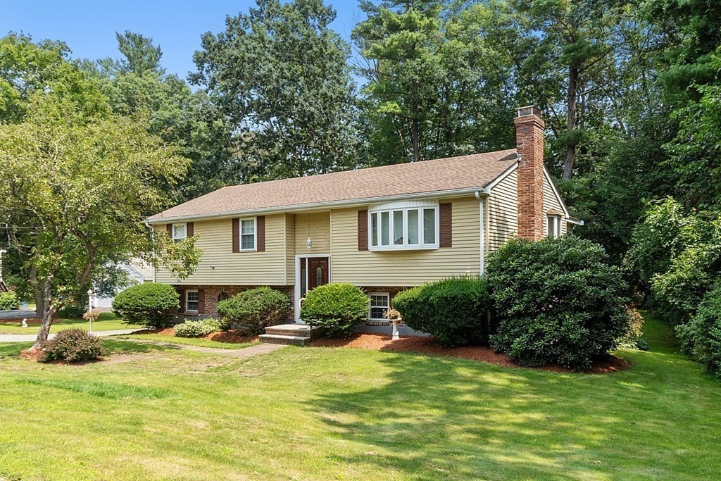 27 Marcia Road Wilmington, MA 01887 - Photo 1 of 38 Gallery Image 1
